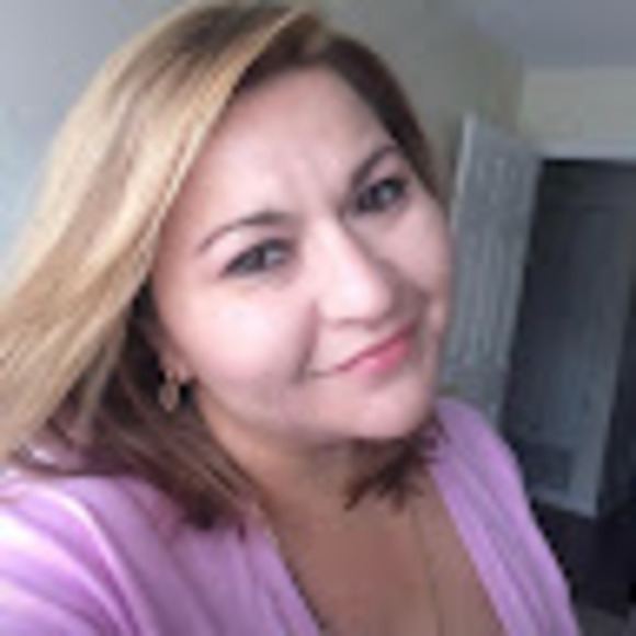 ginamarks8300